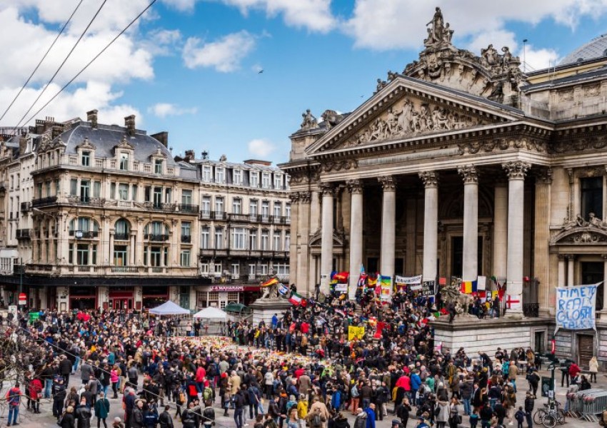 Радикални десни демонстранти шестваха из Брюксел (СНИМКИ)