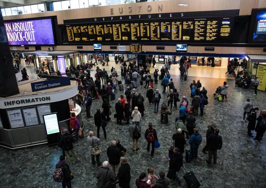 Без влакове от и за Euston 