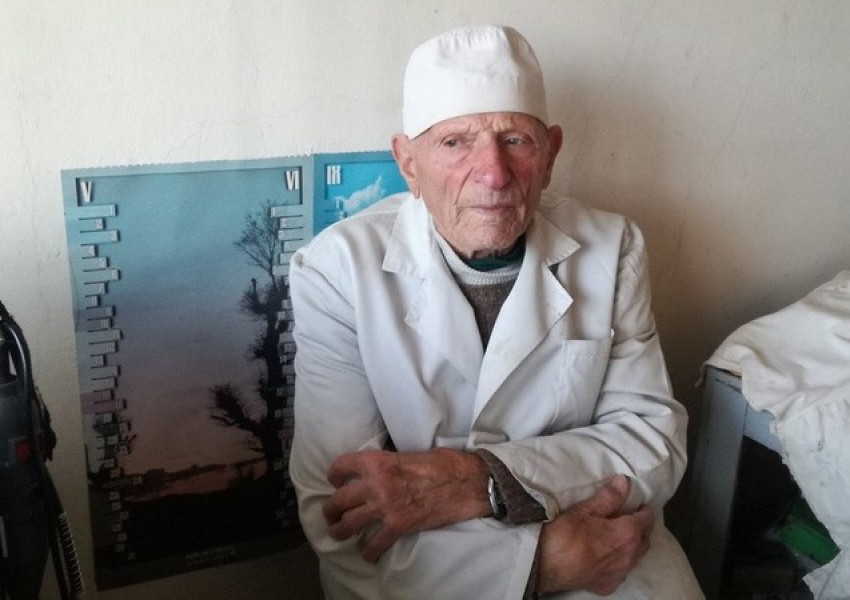 92-годишен зъболекар от Дупница не връща нито един пациент