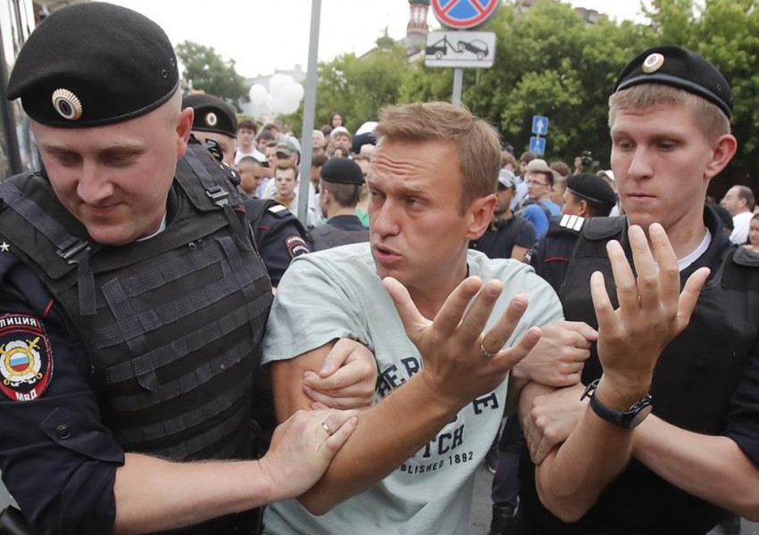 След 5-месечен престой в Германия Алексей Навални се завръща в Русия