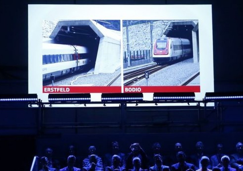 Швейцария откри най-дългия железопътен тунел в света